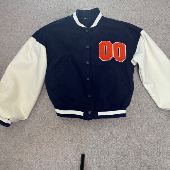 BOOHOO Oversized‎ Colorblock Varsity Bomber Jacket - Picture 5 of 10